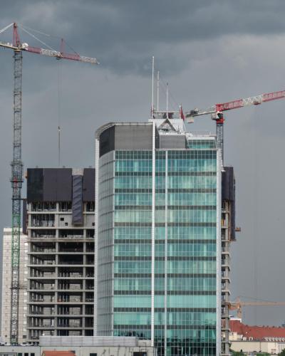 تنفيذ المباني الإدارية